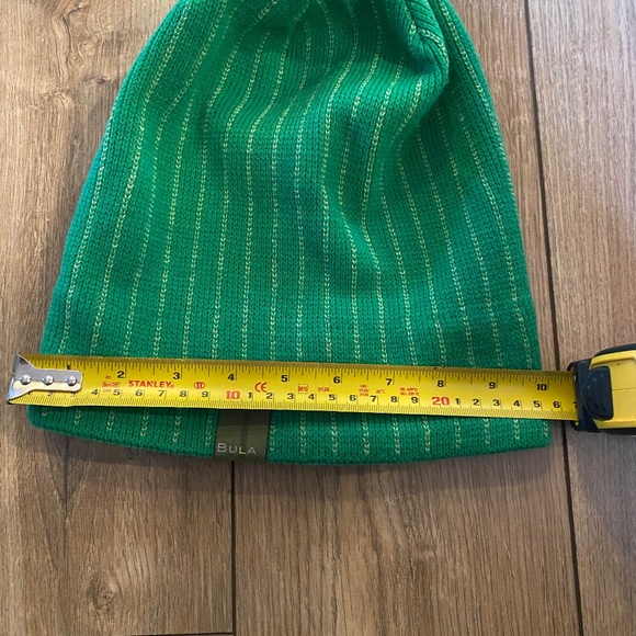 Bula made in Canada winter hat - Picture 4 of 5